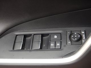 52000 : Hyundai Chaumont - Garage Michel Bazin - SUZUKI Across - Across - Silver Metallic - Transmission intégrale - Hybride rechargeable : Essence/Electrique