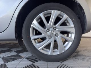 75010 : Hyundai Paris Nord - Goncourt Automobiles - SUZUKI SWIFT Privilège - SWIFT III - Gris - Boîte manuelle - Essence sans plomb