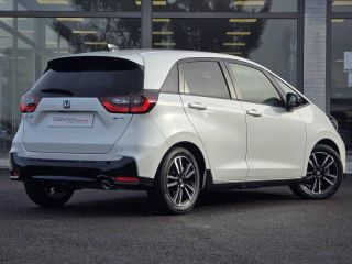 57200 : Hyundai Sarreguemines - Theobald Automobiles - HONDA Jazz - Jazz - Blanc Platine nacré - Traction - Hybride : Essence/Electrique