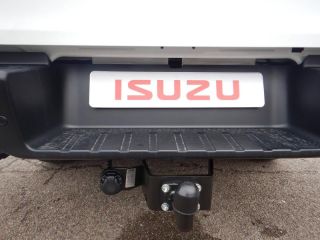 52000 : Hyundai Chaumont - Garage Michel Bazin - ISUZU D-Max - D-Max - Splash White - Transmission intégrale enclenc - Diesel