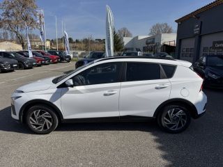 75010 : Hyundai Paris Nord - Goncourt Automobiles - HYUNDAI BAYON Intuitive - BAYON - Blanc - Automate sequentiel - Essence sans plomb