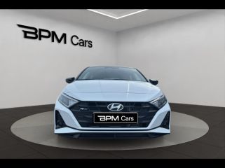 36000 : Hyundai Châteauroux - BPM Cars - HYUNDAI i20 - i20 - Atlas White/Toit+rétros Black - Traction - Essence