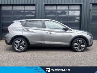 54520 : Hyundai Nancy - Théobald Automobiles - HYUNDAI Bayon - Bayon - Elemental Brass Métal/Toit/rétros Black - Traction - Essence/Micro-Hybride