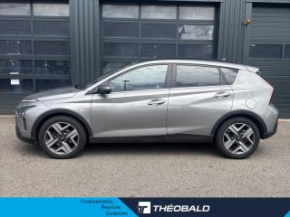 54520 : Hyundai Nancy - Théobald Automobiles - HYUNDAI Bayon - Bayon - Elemental Brass Métal/Toit/rétros Black - Traction - Essence/Micro-Hybride