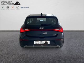 75010 : Hyundai Paris Nord - Goncourt Automobiles - HYUNDAI i20 Initia - i20 III - Gris - Boîte manuelle - Essence sans plomb