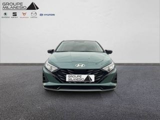 75010 : Hyundai Paris Nord - Goncourt Automobiles - HYUNDAI i20 Executive - i20 (08/2023) - MANGROVE GREEN/PANTOM BLACK - Automate sequentiel - Essence sans plomb