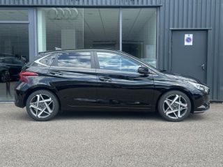 54520 : Hyundai Nancy - Théobald Automobiles - HYUNDAI i20 - i20 - Phantom Black Métal - Traction - Essence