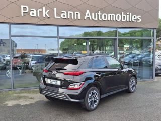 56000 : Hyundai Vannes - Park Lann Automobiles - HYUNDAI Kona - Kona - Phantom Black Métal - Traction - Electrique
