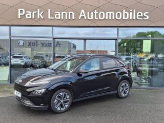 56000 : Hyundai Vannes - Park Lann Automobiles - HYUNDAI Kona - Kona - Phantom Black Métal - Traction - Electrique