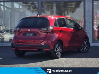 57200 : Hyundai Sarreguemines - Theobald Automobiles - HONDA Jazz - Jazz - Rouge Cristallin Premium métallisé - Traction - Hybride : Essence/Electrique