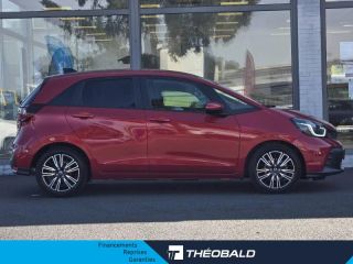 57200 : Hyundai Sarreguemines - Theobald Automobiles - HONDA Jazz - Jazz - Rouge Cristallin Premium métallisé - Traction - Hybride : Essence/Electrique