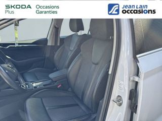 75010 : Hyundai Paris Nord - Goncourt Automobiles - SKODA OCTAVIA COMBI Style - OCTAVIA IV - BLANC LUNE - Automate sequentiel - Essence / Courant électrique