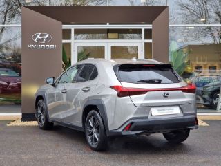 75010 : Hyundai Paris Nord - Goncourt Automobiles - LEXUS UX Luxe - UX - Gris - Automate à fonct. Continu - Essence / Courant électrique