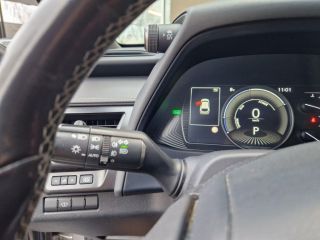 75010 : Hyundai Paris Nord - Goncourt Automobiles - LEXUS UX Luxe - UX - Gris - Automate à fonct. Continu - Essence / Courant électrique