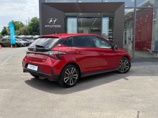 72100 : Hyundai Le Mans - GCH LE MANS - HYUNDAI i20 - i20 - Dragon Red Métal/Toit/rétro Black - Traction - Essence/Micro-Hybride