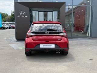 72100 : Hyundai Le Mans - GCH LE MANS - HYUNDAI i20 - i20 - Dragon Red Métal/Toit/rétro Black - Traction - Essence/Micro-Hybride