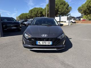 56000 : Hyundai Vannes - Park Lann Automobiles - HYUNDAI i20 - i20 - Aurora Gray Métal - Traction - Essence
