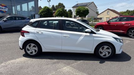 02100 : Hyundai Saint-Quentin - Mary Automobiles - HYUNDAI i20 Initia - i20 III - Polar White - Boîte manuelle - Essence sans plomb