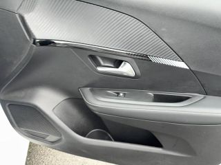 75010 : Hyundai Paris Nord - Goncourt Automobiles - PEUGEOT 208 Allure - 208 II - BLANC - Automate sequentiel - Essence sans plomb