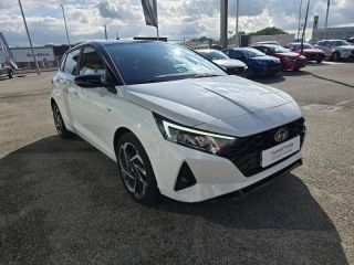 87280 : Hyundai Limoges - Motors Cars - HYUNDAI i20 - i20 - Atlas White Métal/Toit/rétros Black - Traction - Essence/Micro-Hybride
