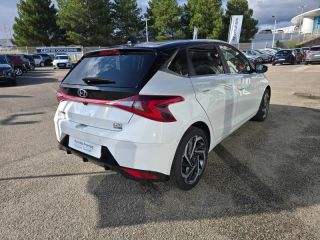 87280 : Hyundai Limoges - Motors Cars - HYUNDAI i20 - i20 - Atlas White Métal/Toit/rétros Black - Traction - Essence/Micro-Hybride