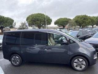 56000 : Hyundai Vannes - Park Lann Automobiles - HYUNDAI Staria - Staria - Graphite Gray Metal - Traction - Hybride : Essence/Electrique