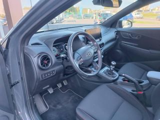 92250 : Hyundai Motor Company - HYUNDAI Kona - Kona - Ecotronic Gray Métal - Traction - Essence/Micro-Hybride