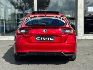 57200 : Hyundai Sarreguemines - Theobald Automobiles - HONDA Civic - Civic - Rouge Cristallin Premium Métallisé - Traction - Hybride : Essence/Electrique