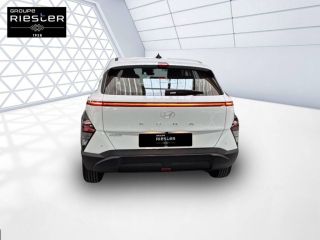 75010 : Hyundai Paris Nord - Goncourt Automobiles - HYUNDAI KONA Intuitive - KONA II - BLANC - Boîte manuelle - Essence sans plomb