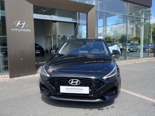 92250 : Hyundai Motor Company - HYUNDAI i30 - i30 - Abyss Black métal - Traction - Essence