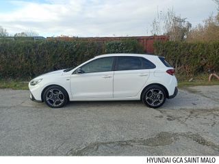 35400 : Hyundai Saint-Malo - GCA - HYUNDAI i30 - i30 - Polar White - Traction - Essence/Micro-Hybride