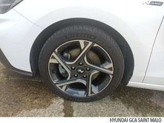 35400 : Hyundai Saint-Malo - GCA - HYUNDAI i30 - i30 - Polar White - Traction - Essence/Micro-Hybride