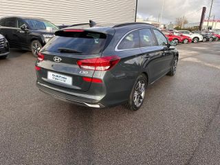 29200 : Hyundai Brest - Iroise Automobiles - HYUNDAI i30 SW - i30 SW - Cypress Green métal - Traction - Essence