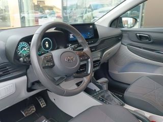 92250 : Hyundai Motor Company - HYUNDAI Bayon - Bayon - Aurora Grey Métal - Traction - Essence/Micro-Hybride