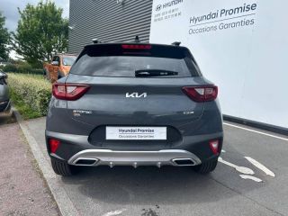 14112 : Hyundai Caen - Trajectoire Automobiles - KIA Stonic - Stonic - Gris Météore métallisé - Traction - Essence/Micro-Hybride