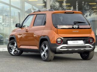 57200 : Hyundai Sarreguemines - Theobald Automobiles - HYUNDAI Inster - Inster - Sienna Orange métal - Traction - Electrique