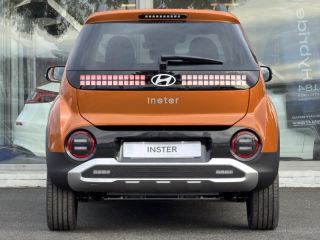 57200 : Hyundai Sarreguemines - Theobald Automobiles - HYUNDAI Inster - Inster - Sienna Orange métal - Traction - Electrique