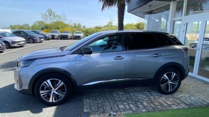 75010 : Hyundai Paris Nord - Goncourt Automobiles - PEUGEOT 3008 Allure Pack - 3008 II - Gris - Boîte automatique - Essence / Courant électrique