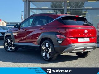 57200 : Hyundai Sarreguemines - Theobald Automobiles - HYUNDAI Kona - Kona - Ultimate Red métallisé - Traction - Hybride : Essence/Electrique
