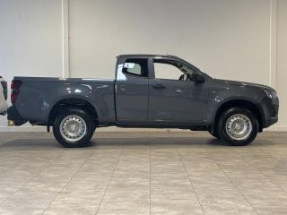 54520 : Hyundai Nancy - Théobald Automobiles - ISUZU D-Max - D-Max - Islay Gray Mica - Transmission intégrale enclenc - Diesel