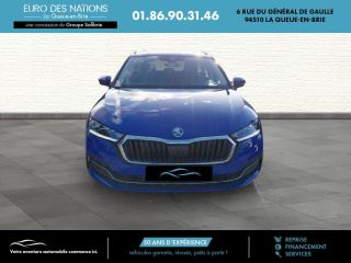 75010 : Hyundai Paris Nord - Goncourt Automobiles - SKODA OCTAVIA COMBI Business - OCTAVIA IV - BLEU ENERGIE - Automate sequentiel - Essence sans plomb