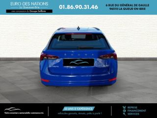 75010 : Hyundai Paris Nord - Goncourt Automobiles - SKODA OCTAVIA COMBI Business - OCTAVIA IV - BLEU ENERGIE - Automate sequentiel - Essence sans plomb