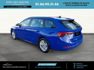 75010 : Hyundai Paris Nord - Goncourt Automobiles - SKODA OCTAVIA COMBI Business - OCTAVIA IV - BLEU ENERGIE - Automate sequentiel - Essence sans plomb