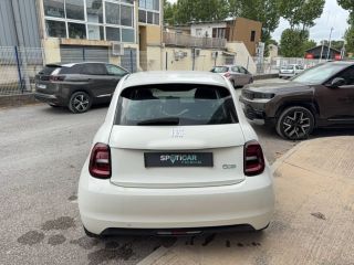 75010 : Hyundai Paris Nord - Goncourt Automobiles - FIAT 500e BERLINE MY22 SERIE 1 STEP 2 Action Plus - 500 III ELECTRIQUE - Blanc - Automate à fonct. Continu - Courant électrique