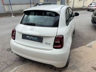 75010 : Hyundai Paris Nord - Goncourt Automobiles - FIAT 500e BERLINE MY22 SERIE 1 STEP 2 Action Plus - 500 III ELECTRIQUE - Blanc - Automate à fonct. Continu - Courant électrique