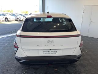75010 : Hyundai Paris Nord - Goncourt Automobiles - HYUNDAI KONA Intuitive - KONA II - Blanc - Automate sequentiel - Essence / Courant électrique