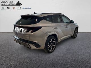 75010 : Hyundai Paris Nord - Goncourt Automobiles - HYUNDAI TUCSON N Line Creative - TUCSON (03/2024) - SHIMMERING SILVER - Boîte automatique - Essence / Courant électrique