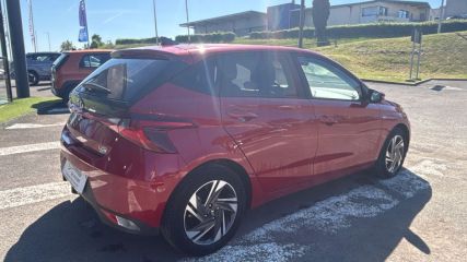 75010 : Hyundai Paris Nord - Goncourt Automobiles - HYUNDAI i20 Intuitive - i20 III - DRAGON RED - Automate sequentiel - Essence sans plomb