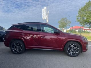 75010 : Hyundai Paris Nord - Goncourt Automobiles - HYUNDAI TUCSON N Line Executive - TUCSON IV - Rouge - Boîte automatique - Essence / Courant électrique