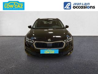 75010 : Hyundai Paris Nord - Goncourt Automobiles - SKODA OCTAVIA COMBI Business - OCTAVIA IV - Noir Magic Nacré - Automate sequentiel - Diesel